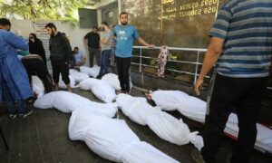 গাজা শহরের বেশ কয়েকটি হাসপাতালের কাছে ইসরায়েলি হামলা হেনেছে