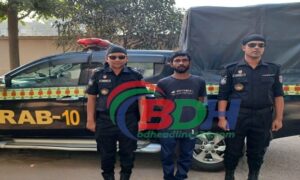 ফরিদপুরে কলেজ ছাত্রকে হত্যা করে উল্লাস: প্রধান আসামি গ্রেপ্তার