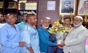 জাতীয় পার্টির কো-চেয়ারম্যান মোস্তফার সাথে শ্রমিক পার্টির সৌজন্য স্বাক্ষাত