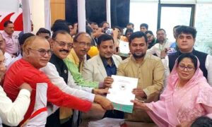 আওয়ামী লীগের মনোনয়ন পত্র কিনলেন জেলা সহ-সভাপতি বাবুল