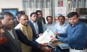 লালমনিরহাটে আওয়ামী লীগের মনোনয়ন না পেয়ে স্বতন্ত্র প্রার্থী হচ্ছেন আতাউর রহমান প্রধান