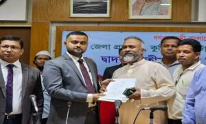 স্বাস্থ্য খাতে বৈপ্লবিক পরিবর্তন করতে চান ডা. ফেরদৌস খন্দকার