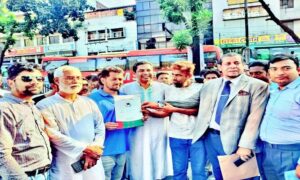 নড়াইল-১ আসনে আ.লীগের মনোনয়ন জমা দিলেন কাজী সরোয়ার