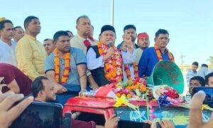দলীয় নেতাকর্মীদের ভালোবাসায় সিক্ত নৌকা প্রতীকের প্রার্থী কমল