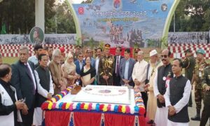 কুমিল্লা সেনানিবাসে ৯৭৬ বীর মুক্তিযোদ্ধাকে সংবর্ধনা