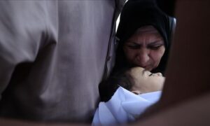 গাজায় মানবিক যুদ্ধবিরতি ‘জীবন-মৃত্যুর বিষয়’: জাতিসংঘ