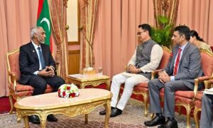 মালদ্বীপের প্রেসিডেন্ট দায়িত্ব নিয়েই ভারতকে সেনা সরাতে বললেন
