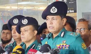 নয়াপল্টনে বিএনপির কেন্দ্রীয় কার্যালয়ে পুলিশ তালা দেয়নি- ডিএমপি