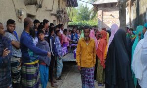 জয়পুরহাটে বসতঘরে মিলল বৃদ্ধের গলাকাটা লাশ