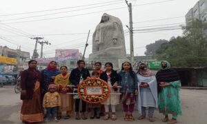 বেগম রোকেয়া দিবসে নিপীড়ন বিরোধী নারীমঞ্চের শ্রদ্ধাঞ্জলি নিবেদন