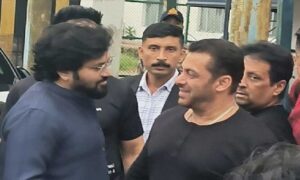 শহরে এলেন সালমান ও অনিল, চলচ্চিত্র উৎসবের শেষ মুহূর্তের ব্যস্ততা তুঙ্গে