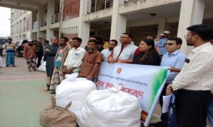 তালতলীতে মাছ শিকারের উপকরণ পেলেন ৯০ জেলে