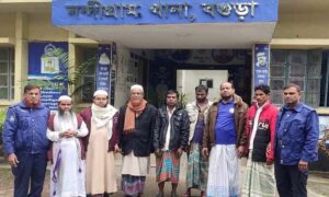 নন্দীগ্রামে সাজাপ্রাপ্ত মাদক কারবারি বুলবুলসহ গ্রেপ্তার ৮