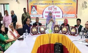 শ্রীপুরে আন্তর্জাতিক নারী পক্ষ ও বেগম রোকেয়া দিবস পালিত