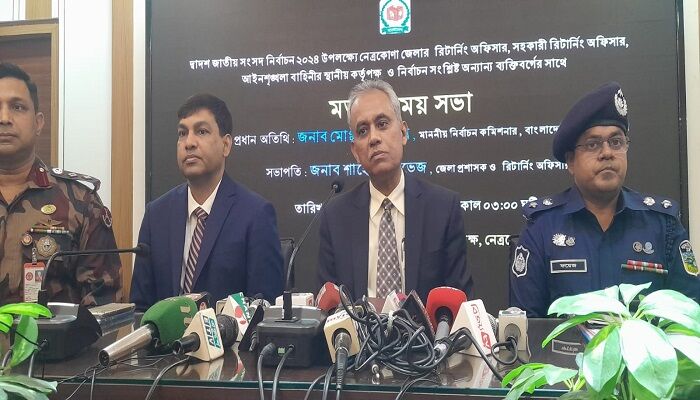 নির্বাচনকে দেশে বিদেশে বিশ্বাসযোগ্য করার জন্য কাজ করছে নির্বাচন কমিশন- ইসি আলমগীর