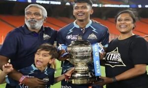 চেন্নাই দুর্যোগে ৬০ ঘণ্টা পরে বাবার সঙ্গে কথা সুদর্শনের